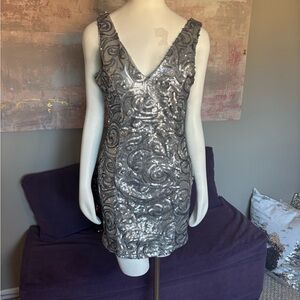 Revamped Silver Gray Sequin V-Neck & Back Mini Dress NWT Size Large